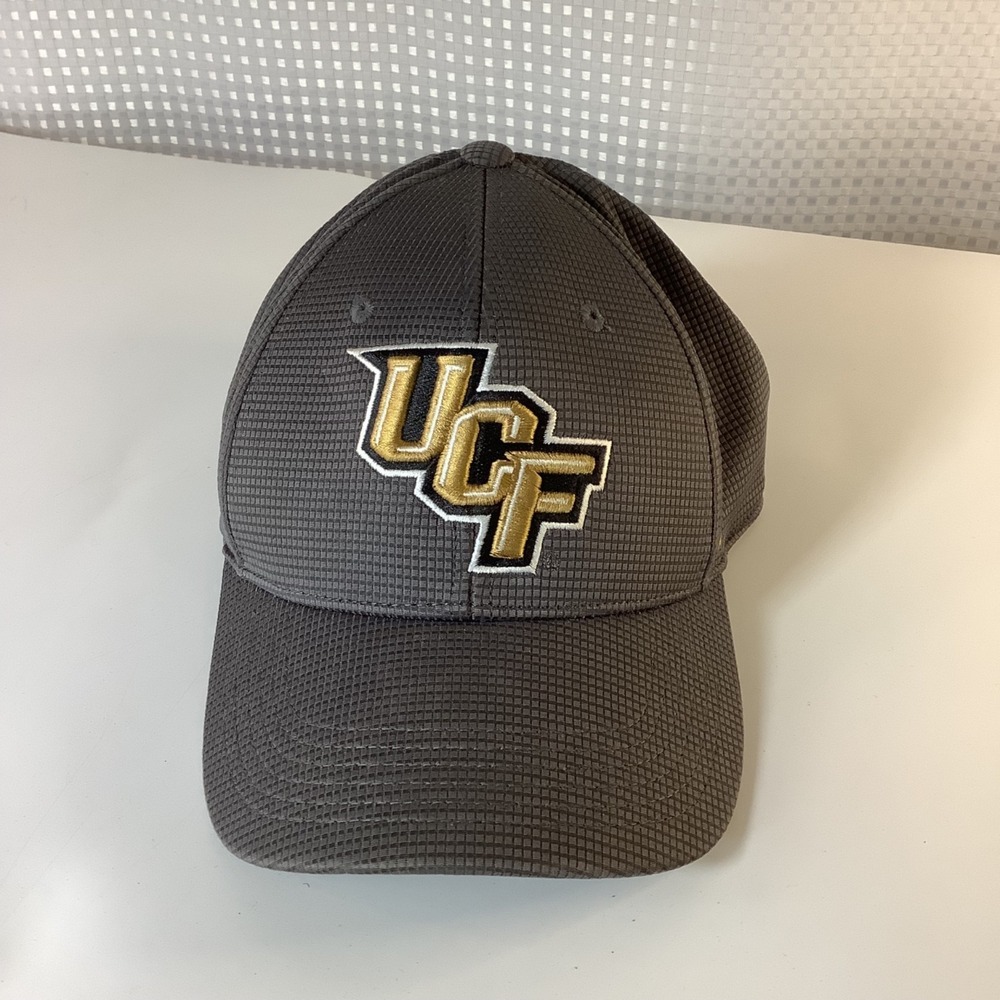 Top of the World UCF Knights‎ Memory Fit Baseball Cap Gray